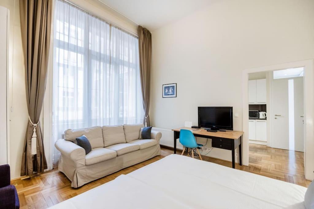 Klarahome Apartment Budapest Eksteriør bilde