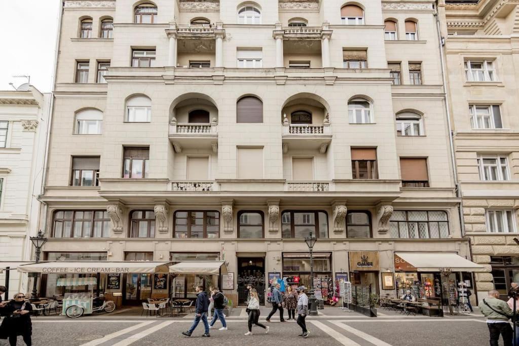 Klarahome Apartment Budapest Eksteriør bilde