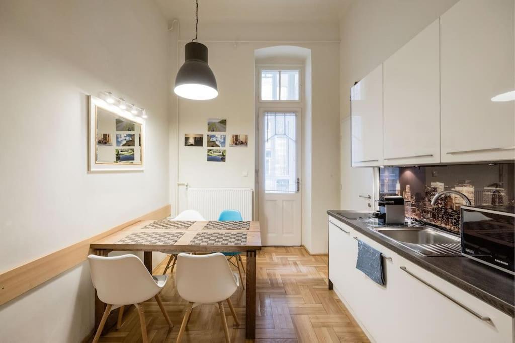 Klarahome Apartment Budapest Eksteriør bilde