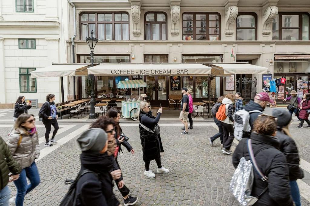 Klarahome Apartment Budapest Eksteriør bilde