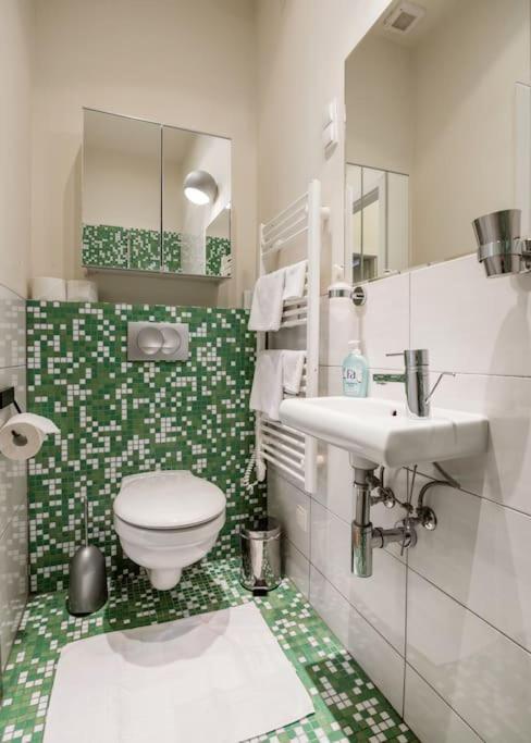 Klarahome Apartment Budapest Eksteriør bilde